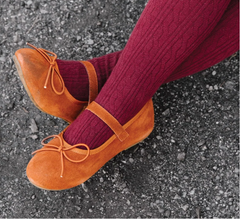OEM & ODM knitting factory for cable knit baby & toddler tights. Combed cotton fabric, seamless toe, wide waistband, soft & breathable. Custom patterns & colors available. BSCI certified, comply with EU infant textile safety standards