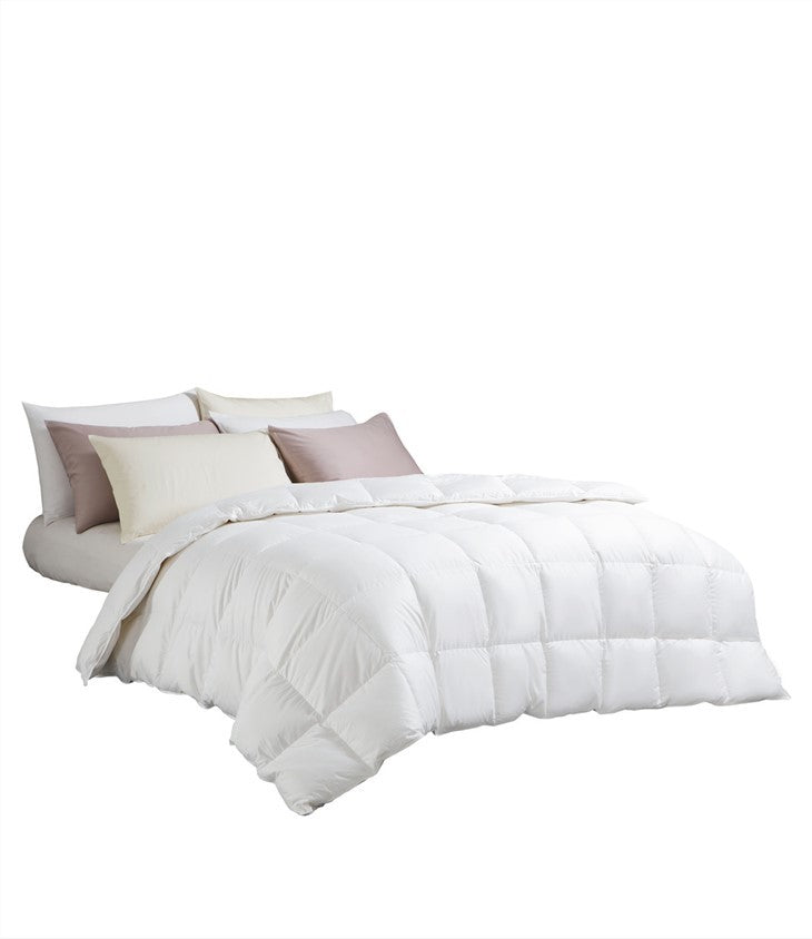 Hotel White Satin Embroidery Border Bedding Set